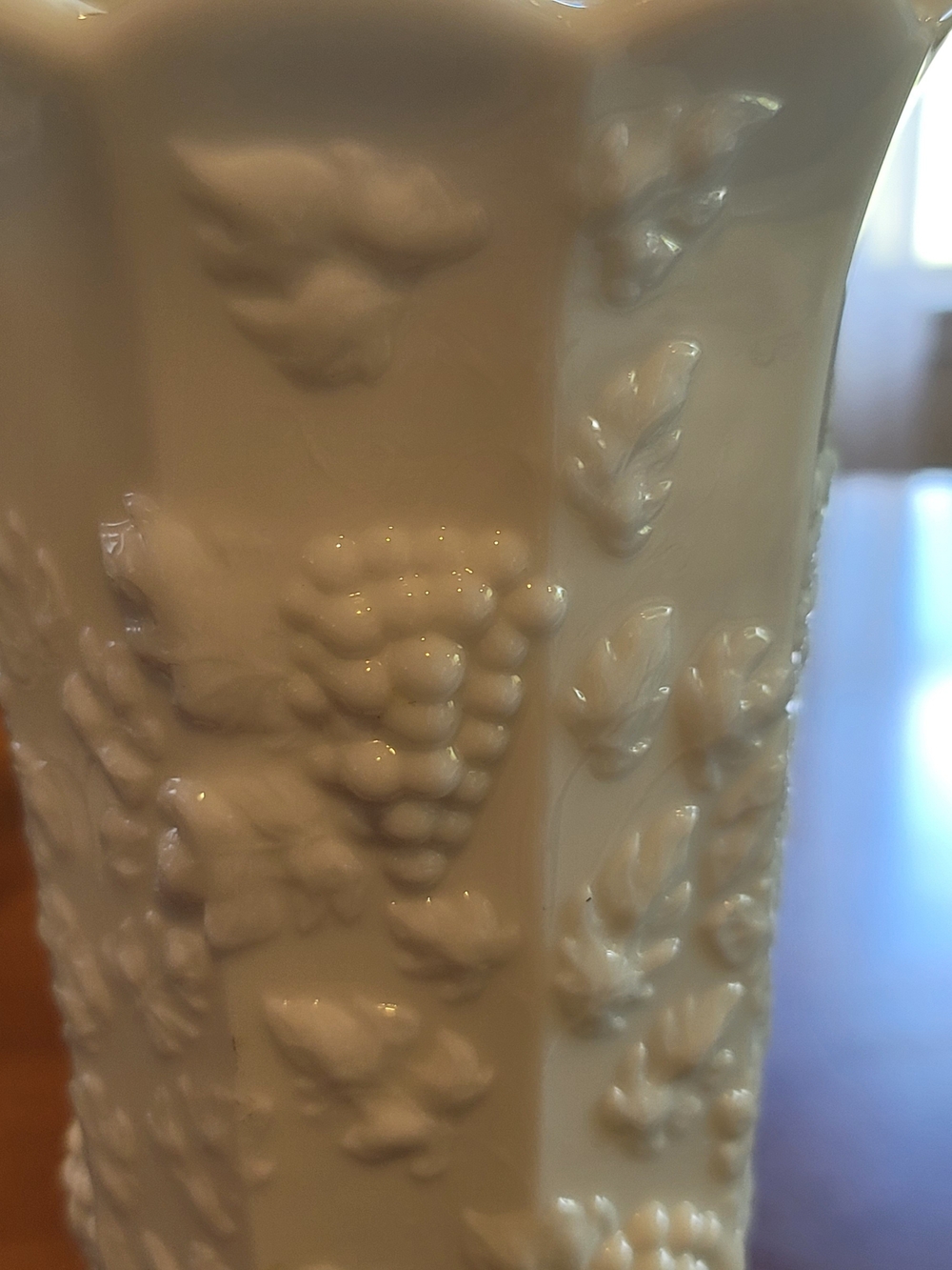 Westmoreland Paneled Grape Pattern Milk Glass Footed Vase Crimped Rim 11.5 Inch - Picture 10 of 13